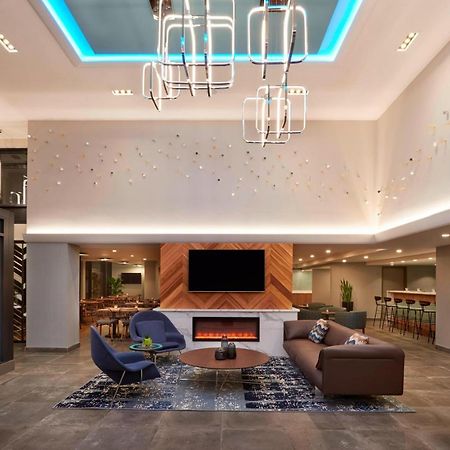 Fairfield Inn By Marriott Montreal Downtown Екстер'єр фото