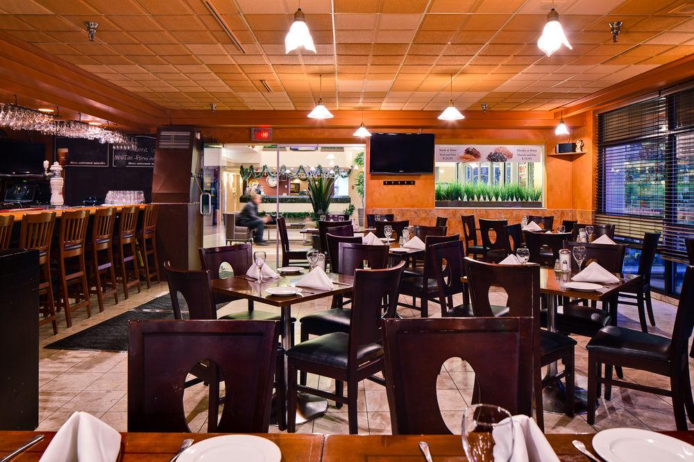 Fairfield Inn By Marriott Montreal Downtown Екстер'єр фото