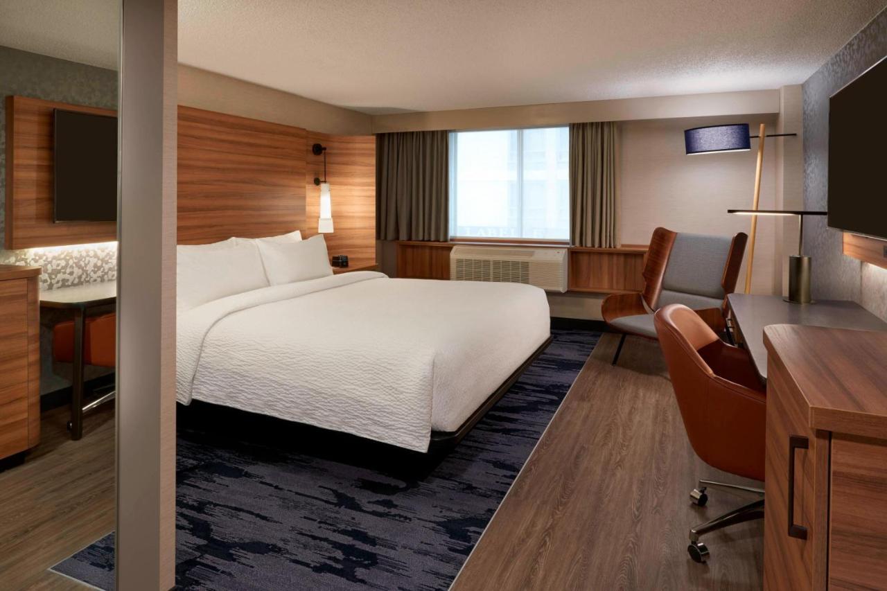 Fairfield Inn By Marriott Montreal Downtown Екстер'єр фото