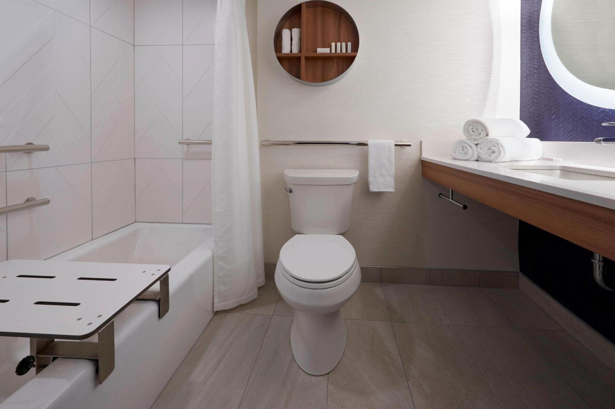 Fairfield Inn By Marriott Montreal Downtown Екстер'єр фото