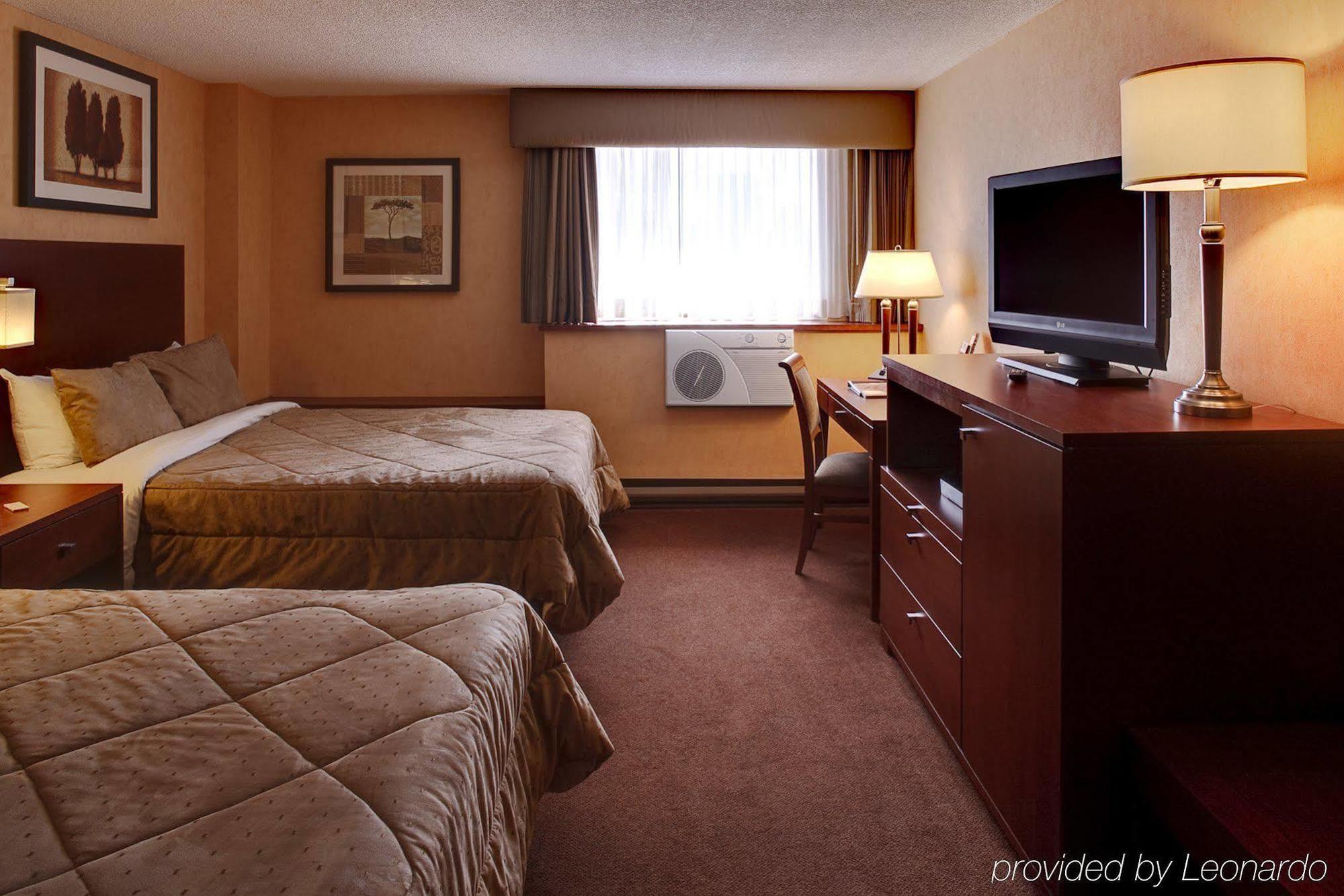 Fairfield Inn By Marriott Montreal Downtown Номер фото